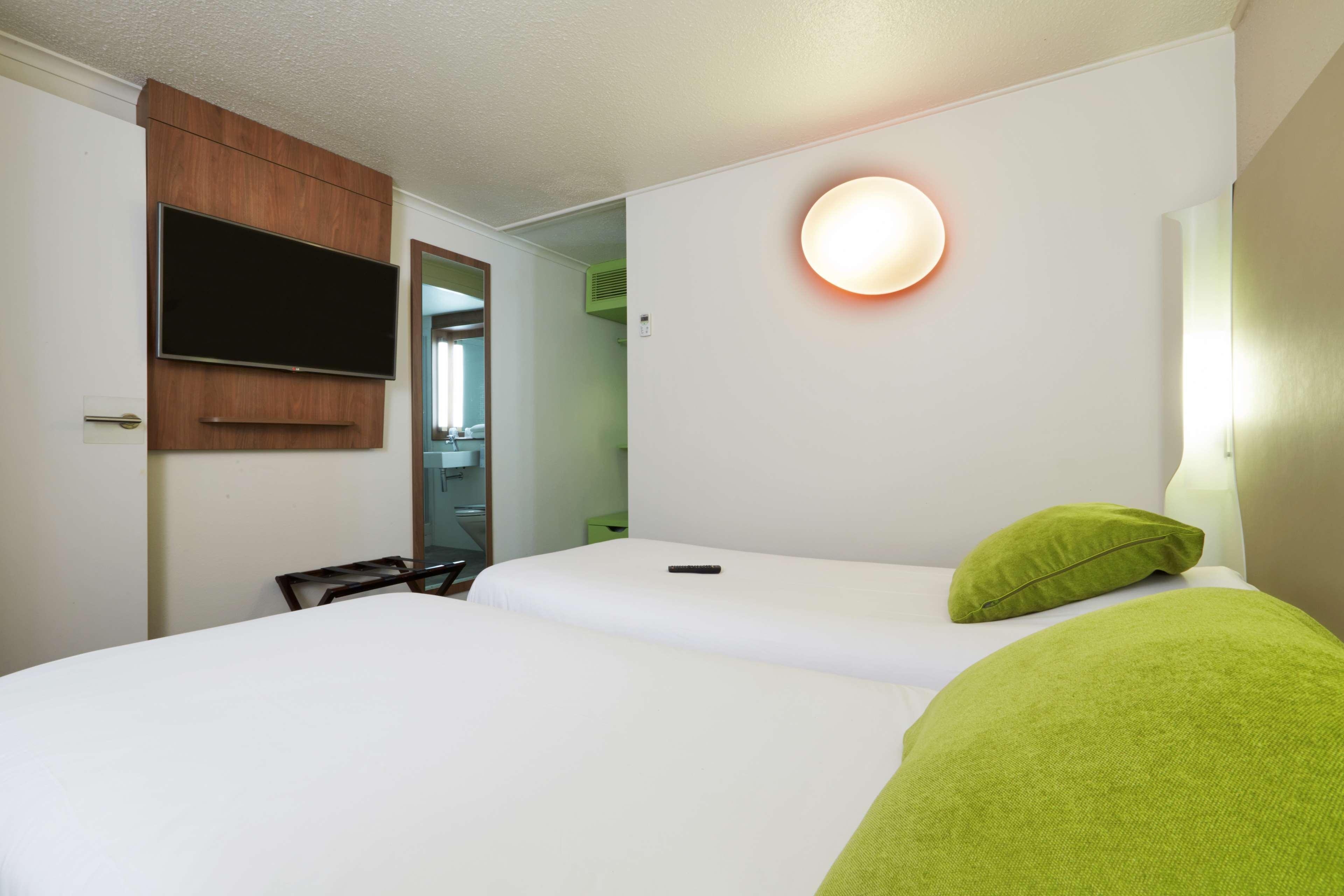 Campanile Montesson - Le Vesinet Hotel Luaran gambar