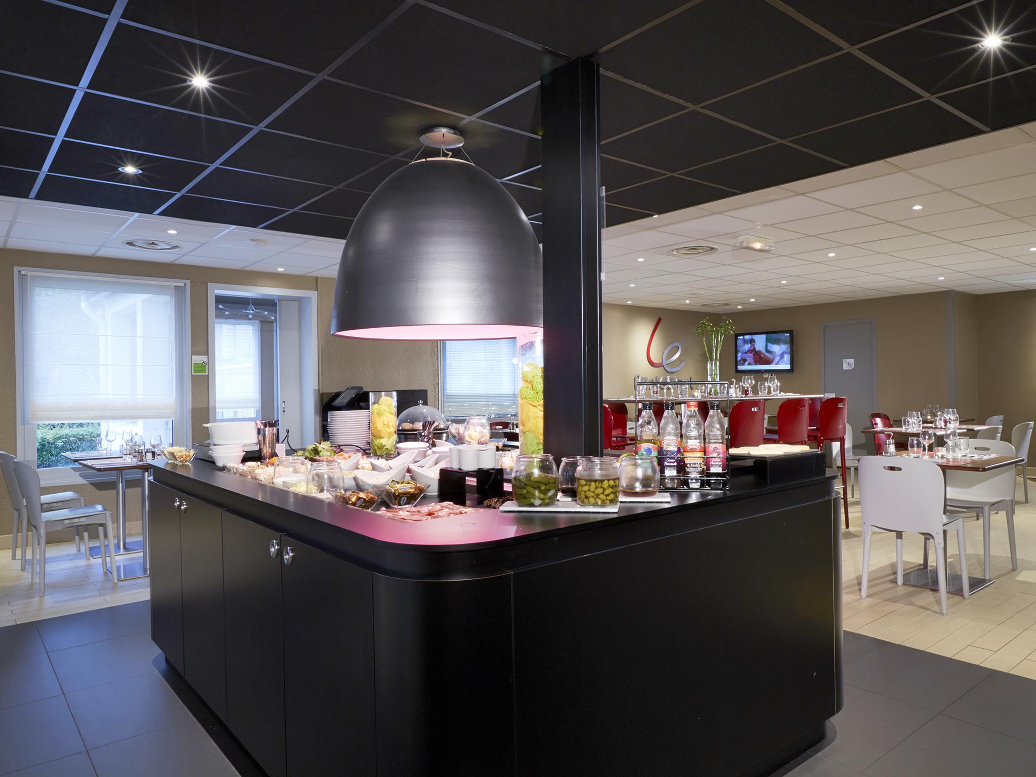 Campanile Montesson - Le Vesinet Hotel Luaran gambar