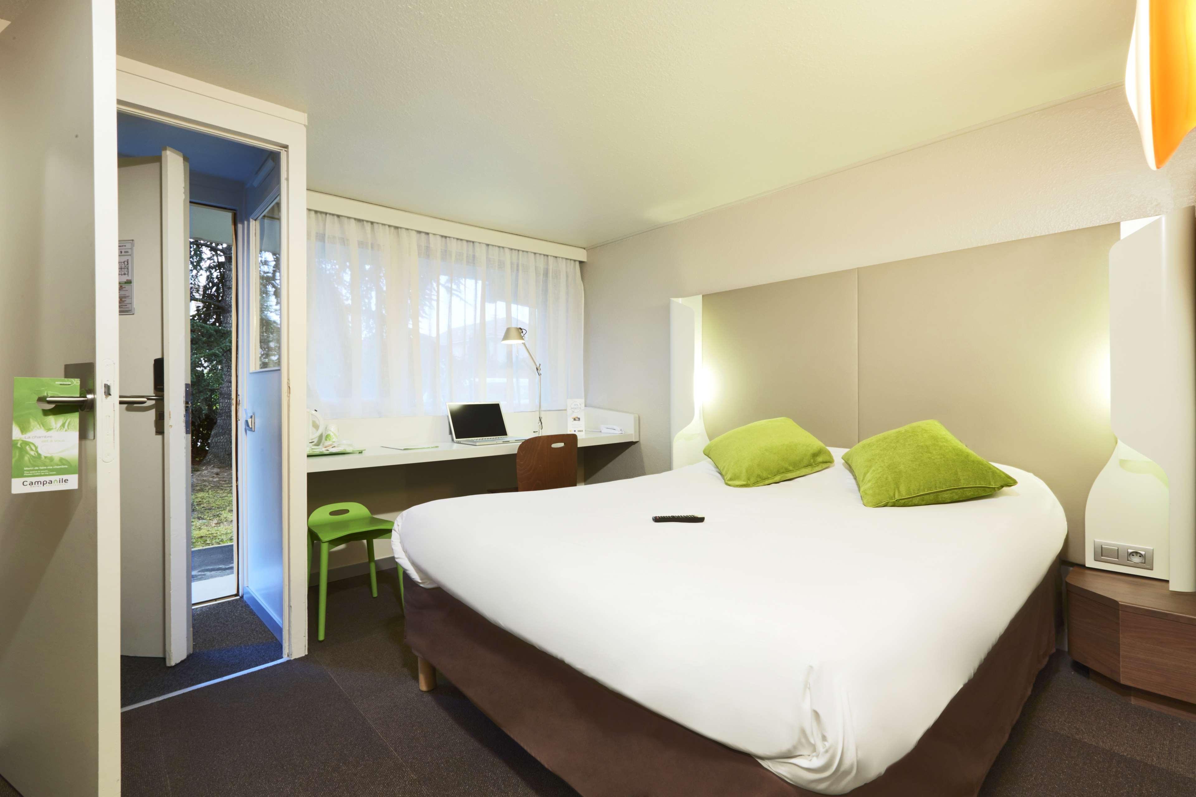 Campanile Montesson - Le Vesinet Hotel Luaran gambar