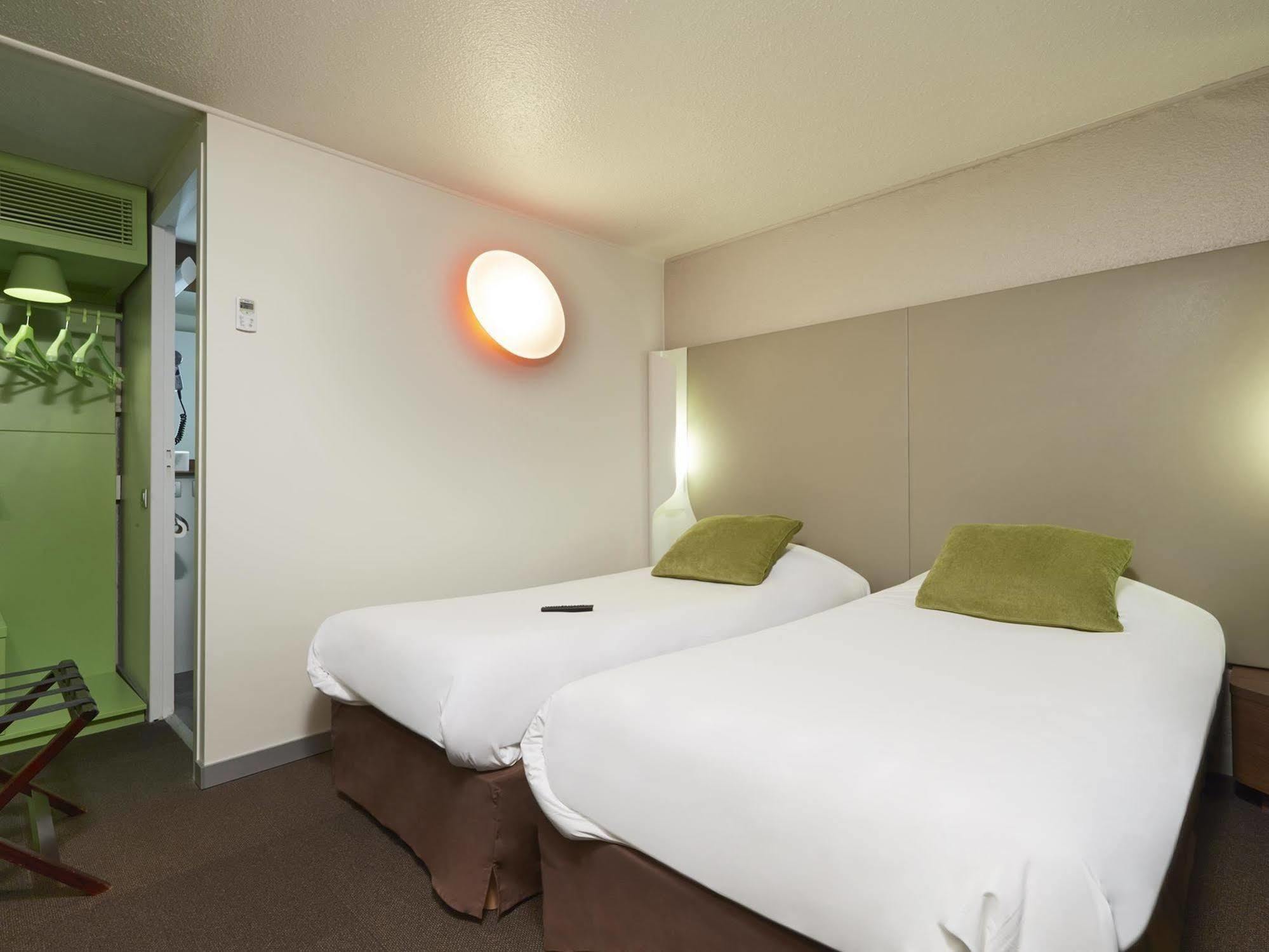Campanile Montesson - Le Vesinet Hotel Luaran gambar