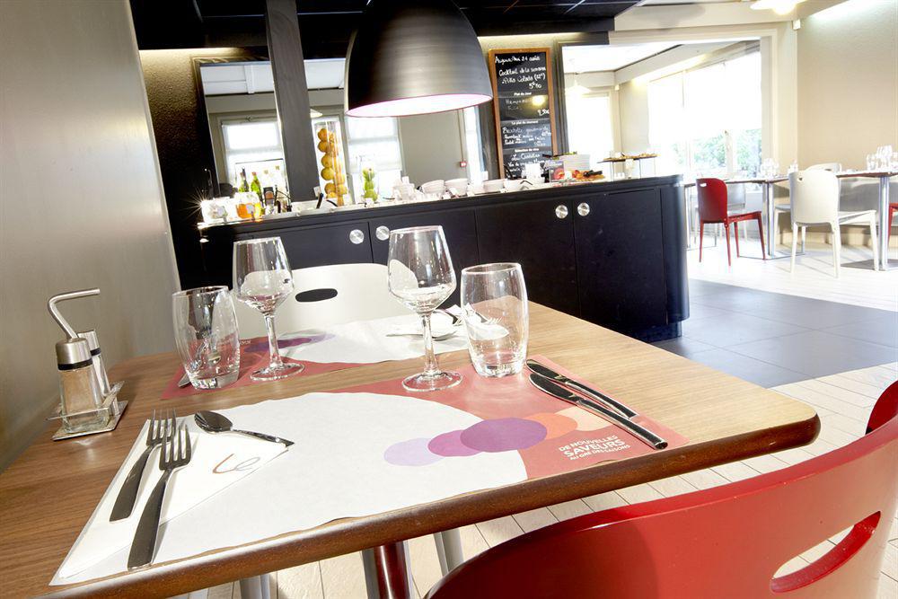 Campanile Montesson - Le Vesinet Hotel Luaran gambar